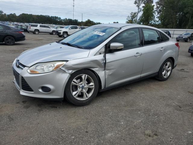 ford focus se 2014 1fadp3f24el243250