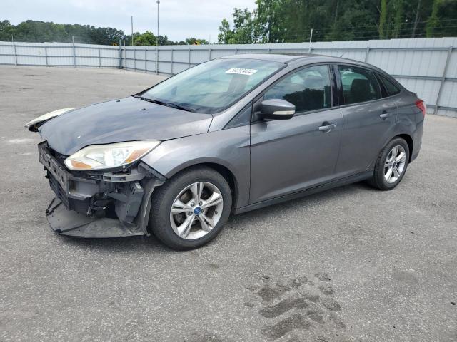 ford focus se 2014 1fadp3f26el221752