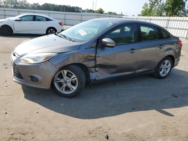 ford focus se 2014 1fadp3f26el416055