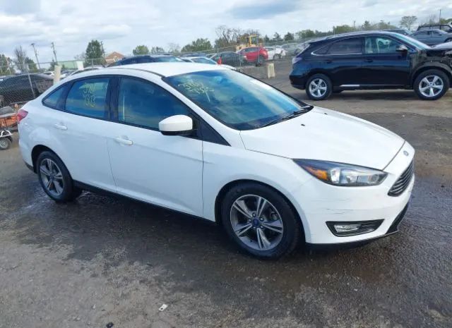 ford focus 2018 1fadp3f26jl300347