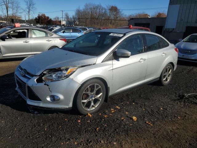 ford focus se 2014 1fadp3f27el125614