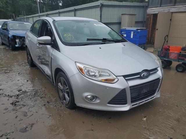 ford focus se 2014 1fadp3f27el250693