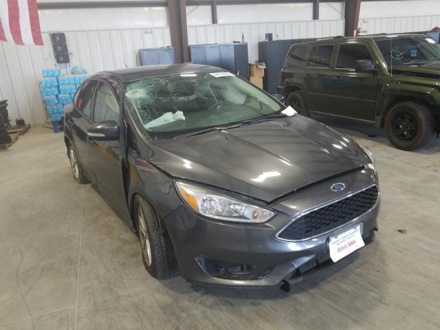 ford focus se 2017 1fadp3f28hl271413