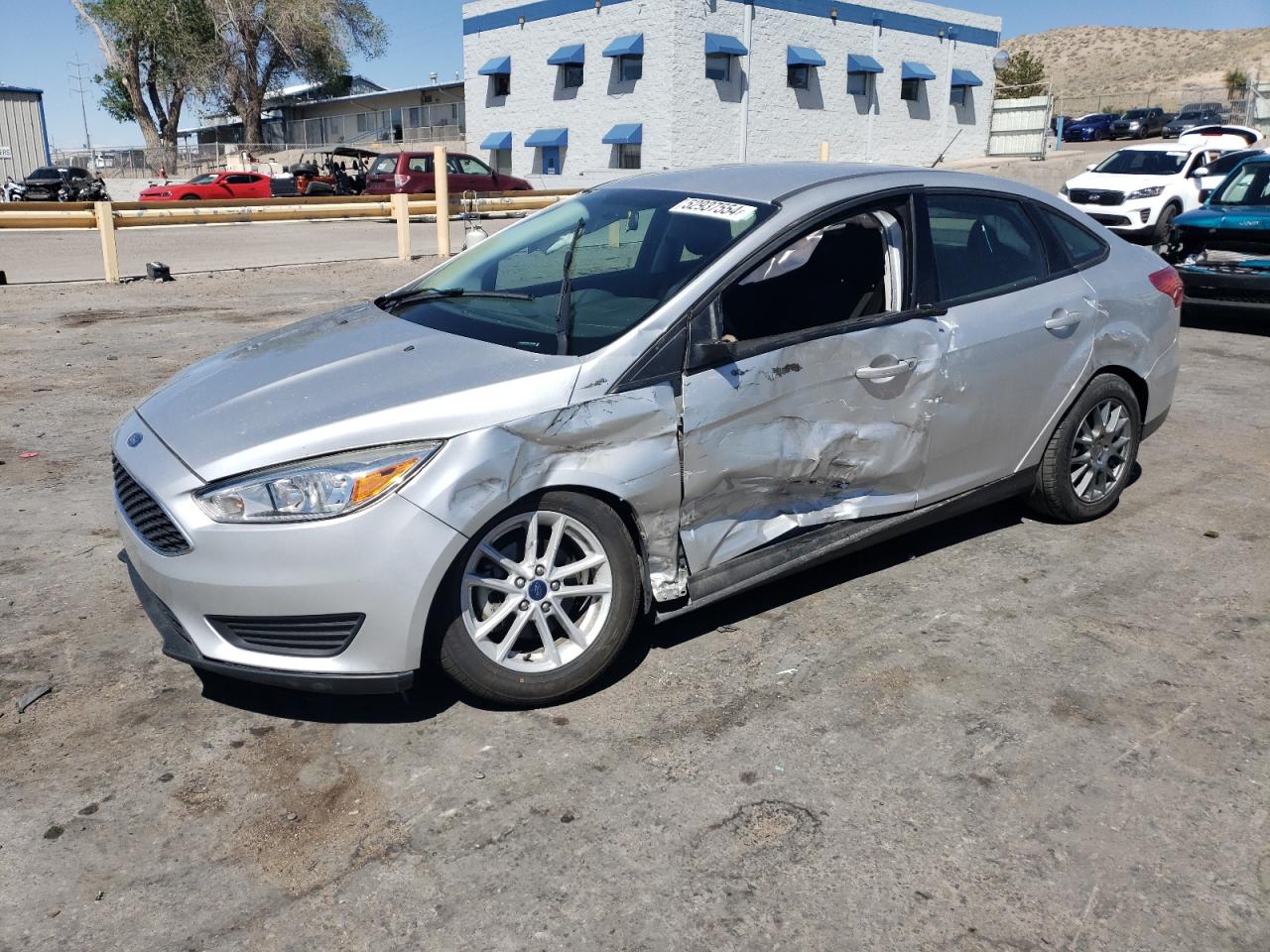 ford focus 2018 1fadp3f28jl288430