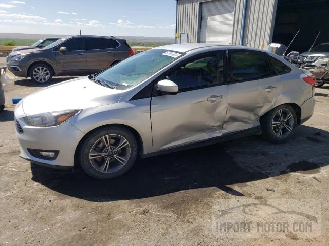 ford focus 2018 1fadp3fe2jl260990