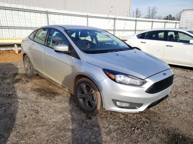 ford focus se 2018 1fadp3fe5jl256755