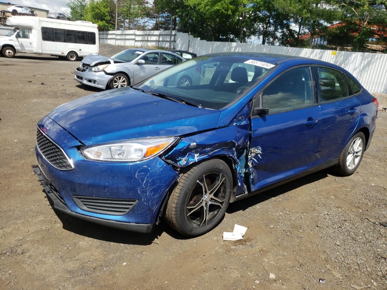 ford focus 2018 1fadp3fe5jl298374