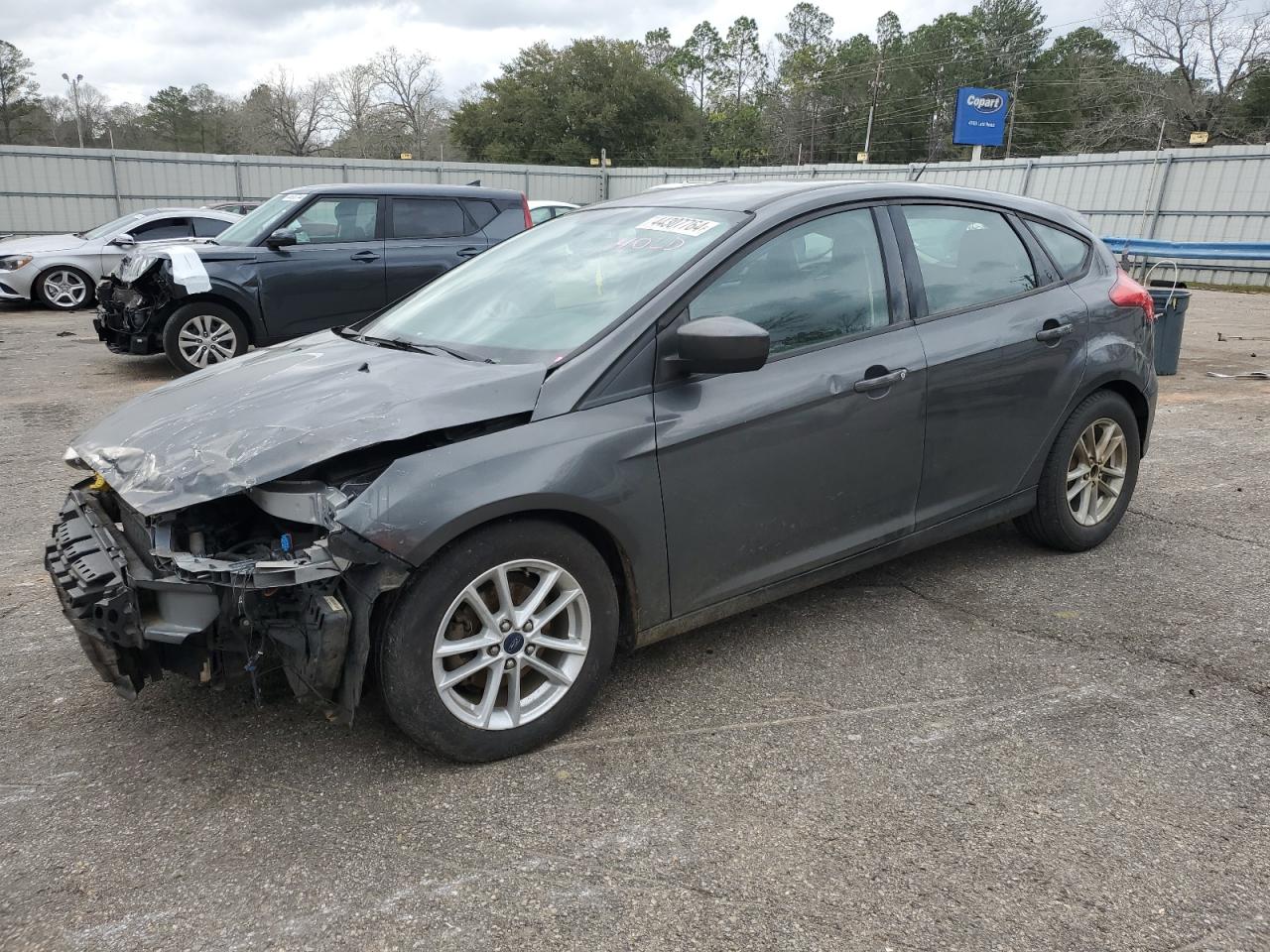 ford focus 2018 1fadp3k20jl206423