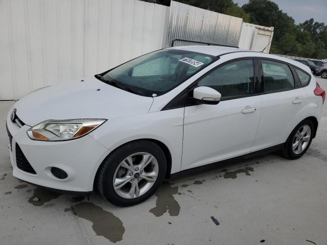 ford focus se 2014 1fadp3k21el386775