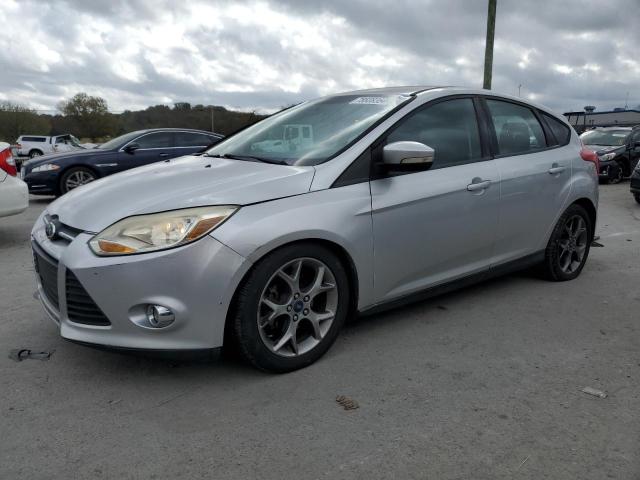 ford focus se 2014 1fadp3k21el415112