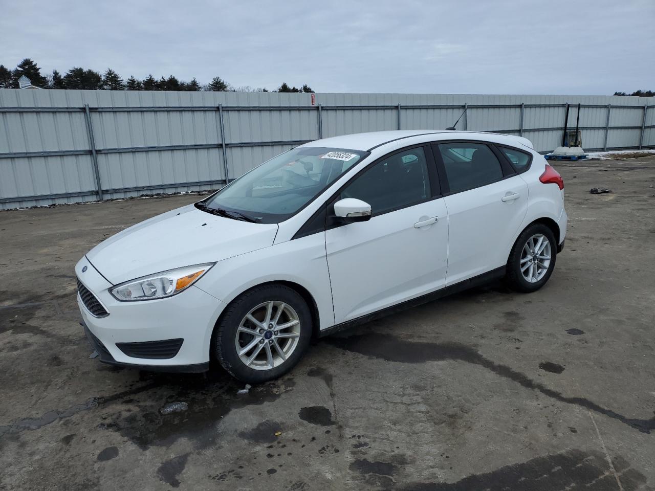 ford focus 2017 1fadp3k21hl240820