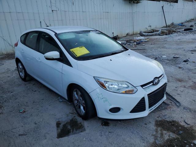 ford focus se 2014 1fadp3k24el164957