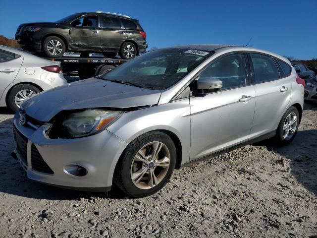 ford focus se 2014 1fadp3k24el319801