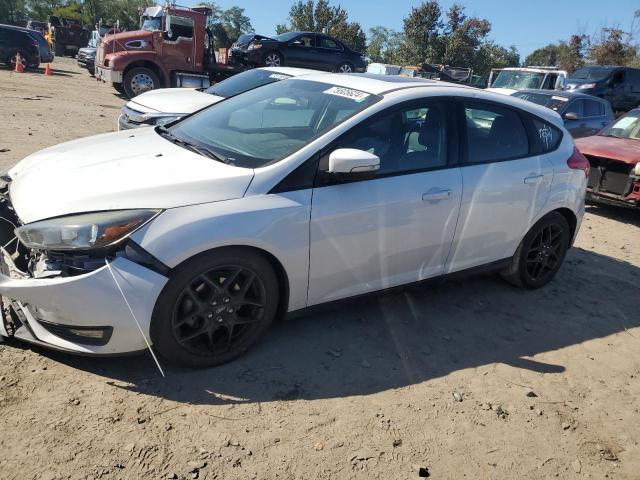 ford focus se 2015 1fadp3k24fl322344