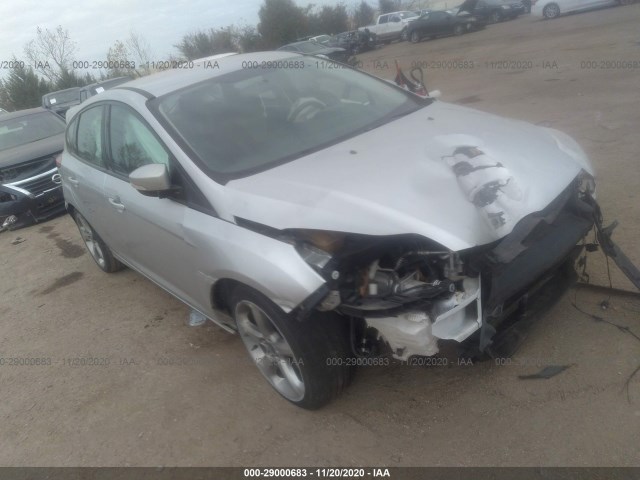 ford focus 2014 1fadp3k26el143494