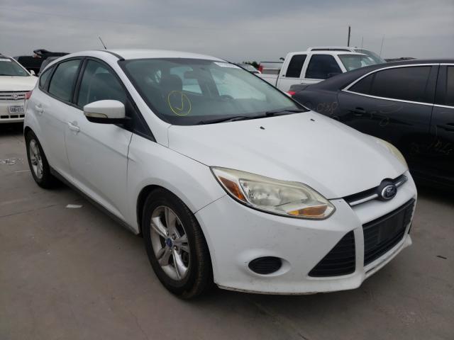 ford focus se 2014 1fadp3k26el295713