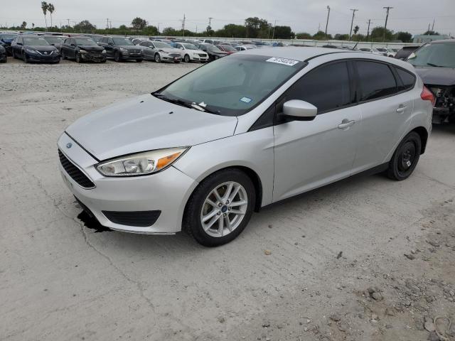 ford focus se 2018 1fadp3k26jl251396