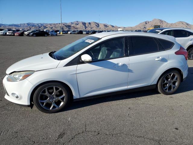 ford focus se 2014 1fadp3k28el336424