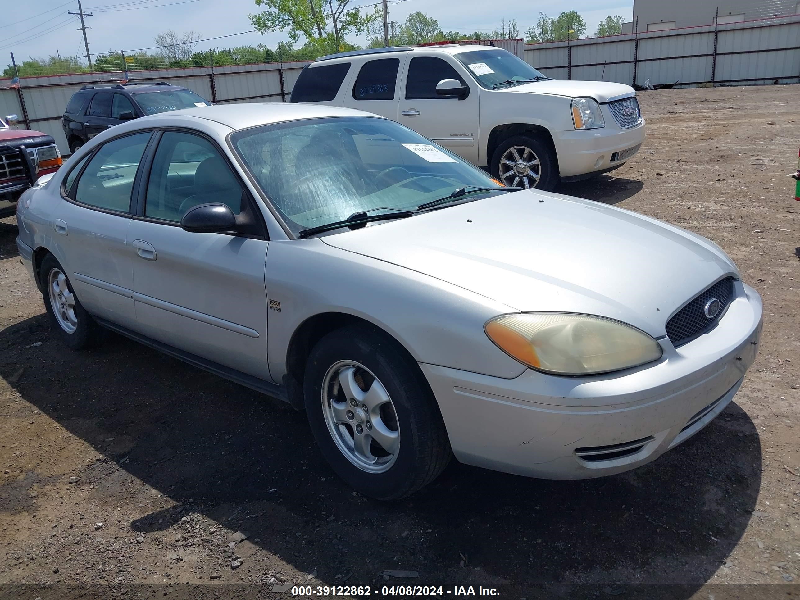 ford taurus 2004 1fafp55sx4g165814