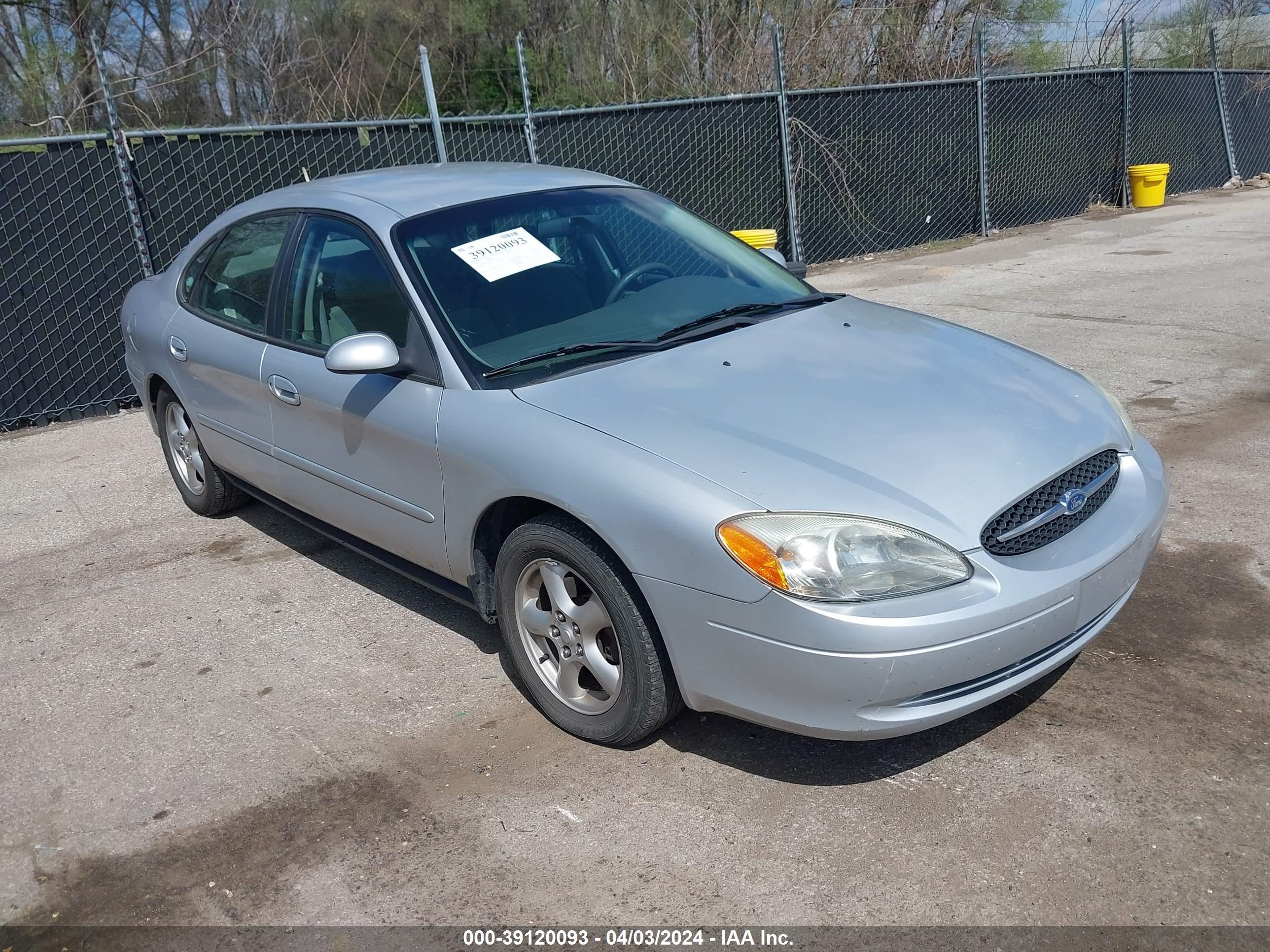 ford taurus 2002 1fafp55u82g229900