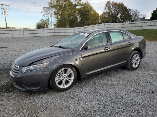 ford taurus se 2017 1fahp2d8xhg145131