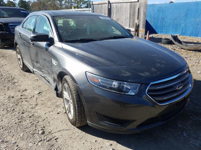 ford taurus se 2018 1fahp2d8xjg108683