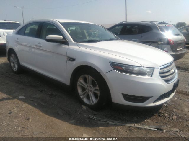 ford taurus 2015 1fahp2e80fg112652