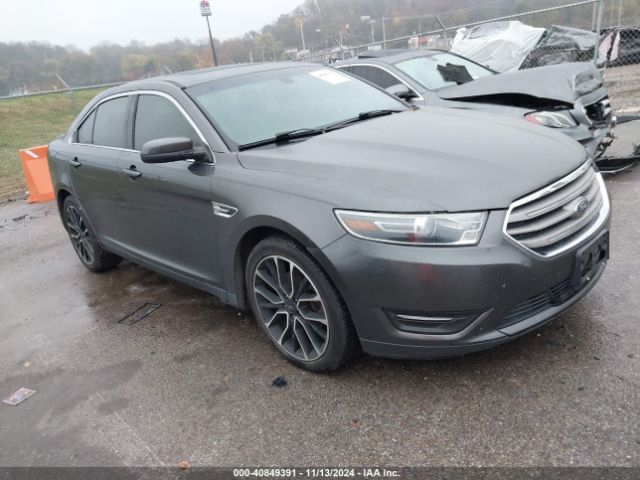 ford taurus 2017 1fahp2e80hg112864