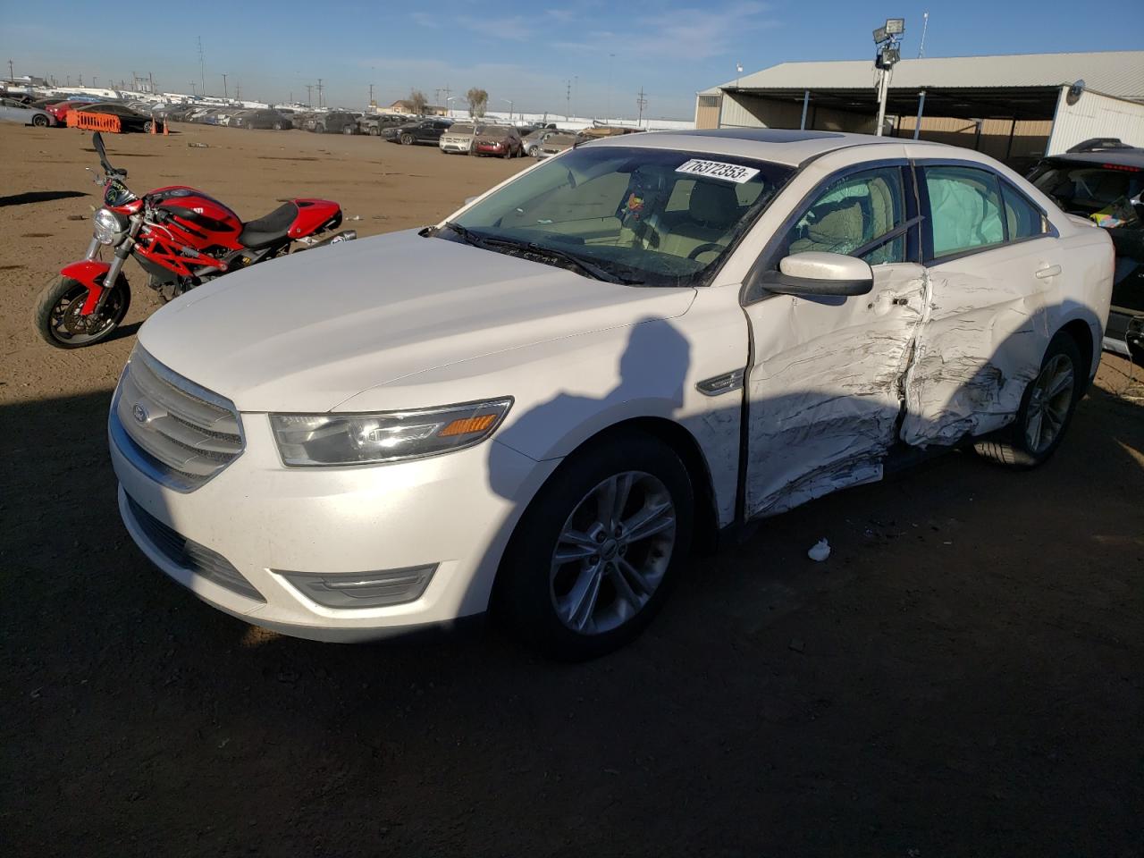 ford taurus 2014 1fahp2e81eg181638