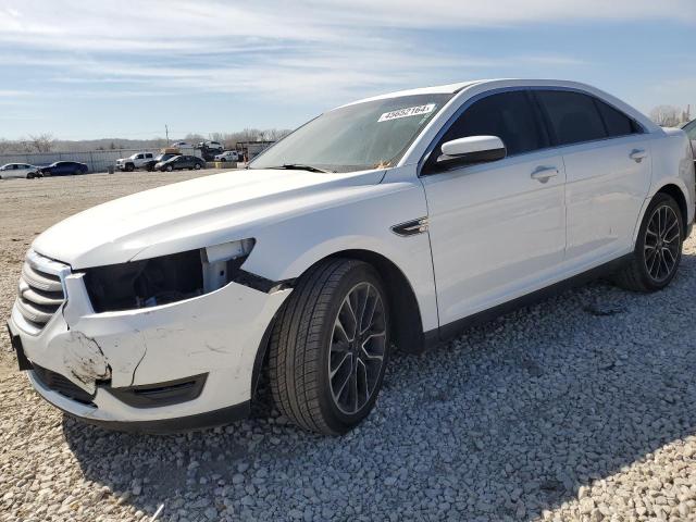 ford taurus 2017 1fahp2e82hg144537