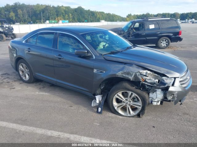 ford taurus 2018 1fahp2e8xjg103367