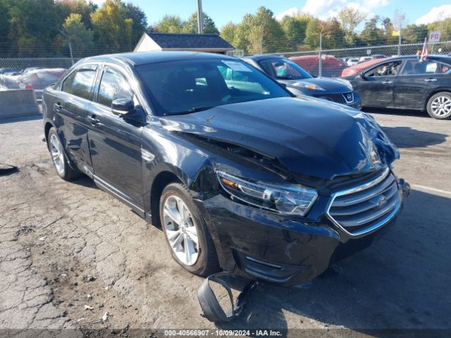 ford taurus 2018 1fahp2h80jg110775