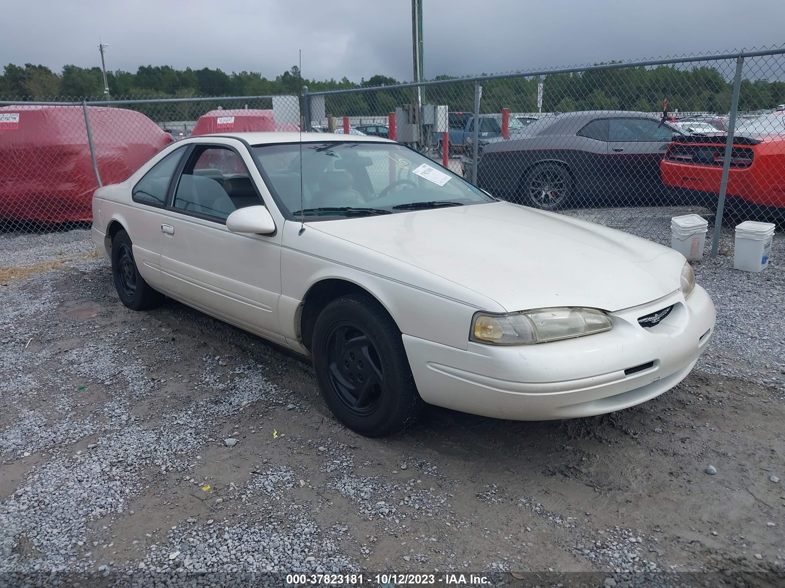 ford thunderbird 1996 1falp62w9th151685