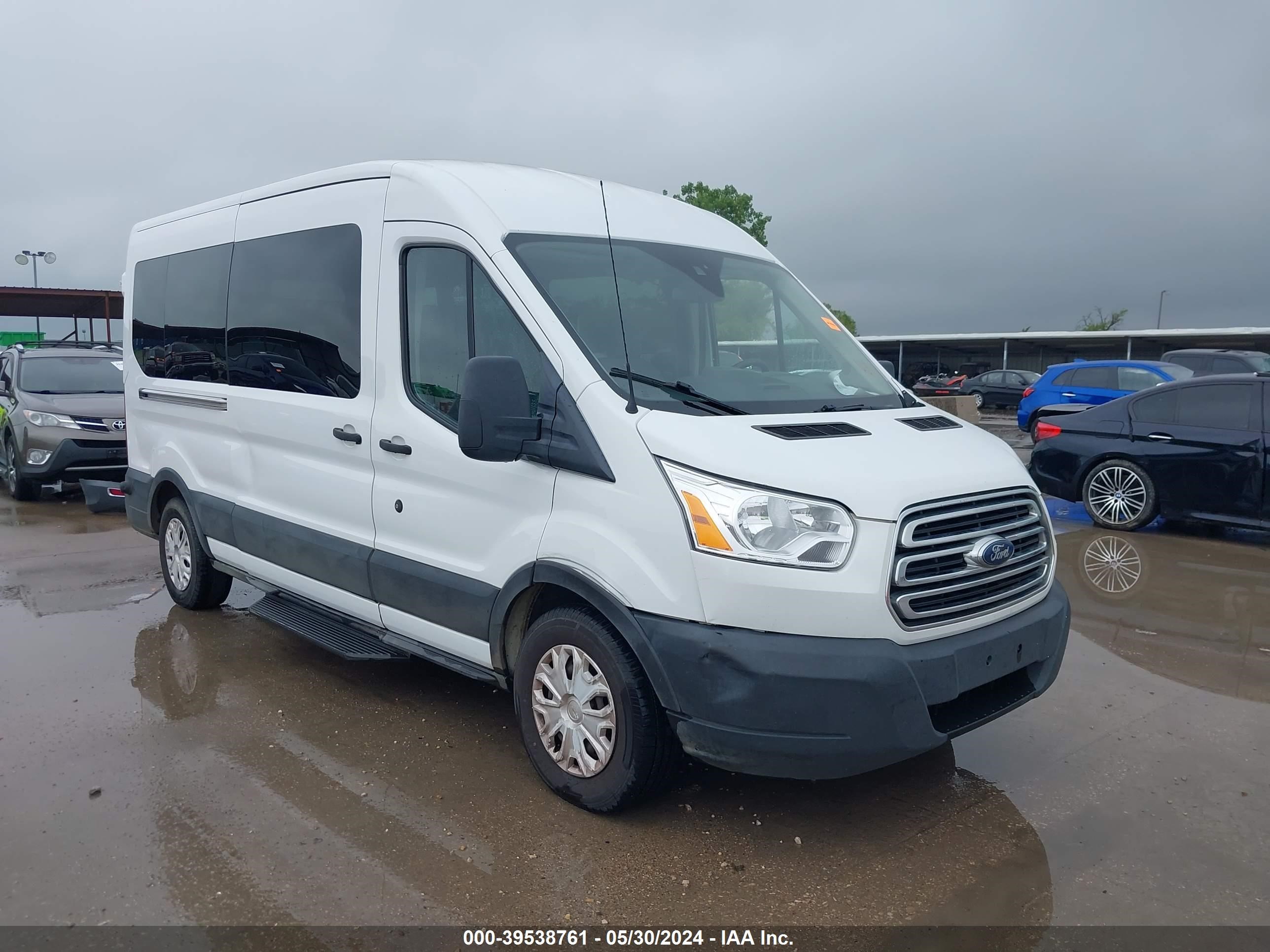 ford  2019 1fbax2cm5kka36711