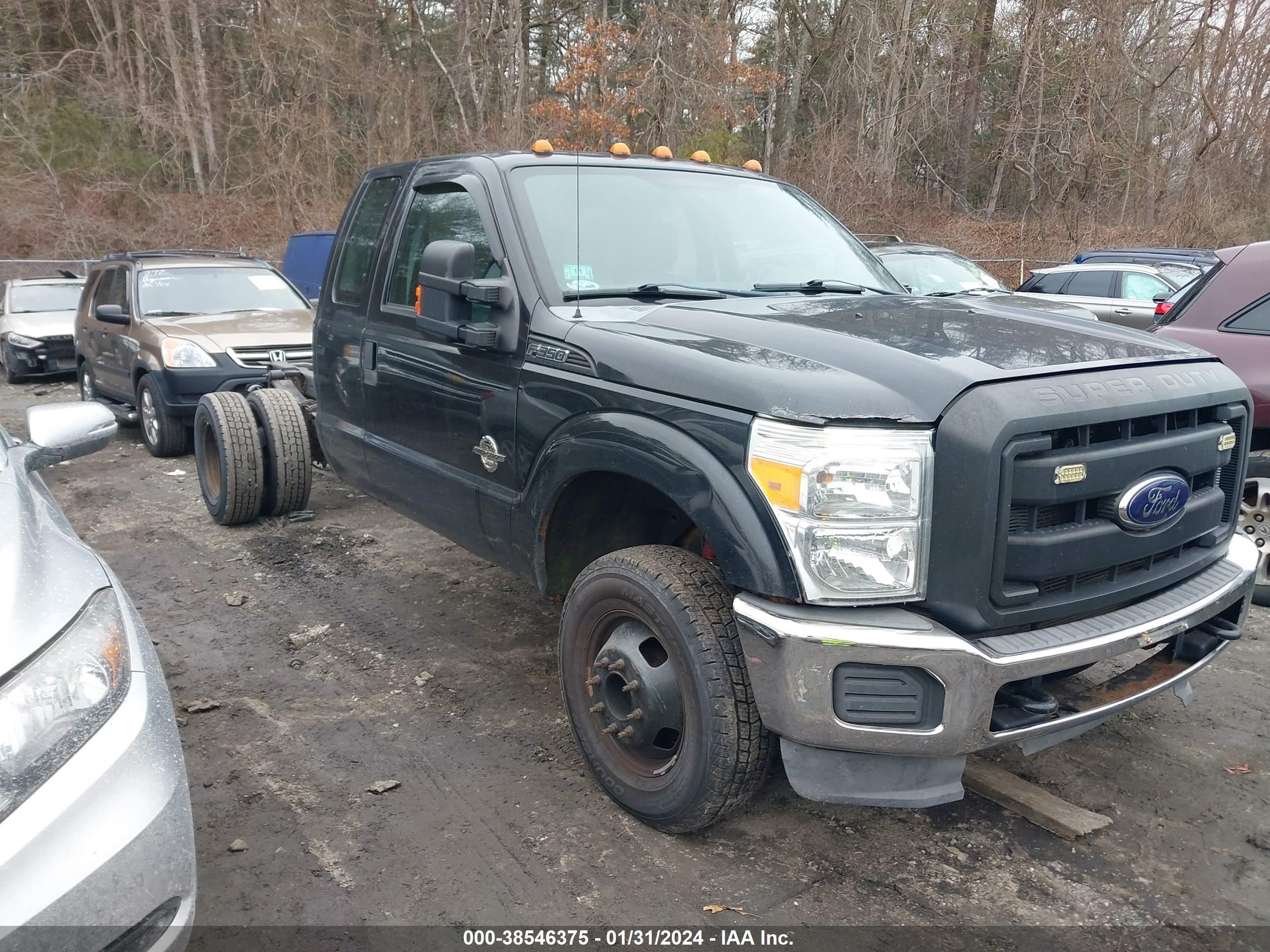 ford  2012 1fd8x3ht2cea83447