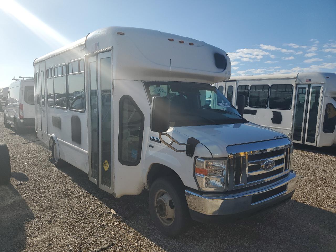 ford econoline 2016 1fdee3fl7gdc28277