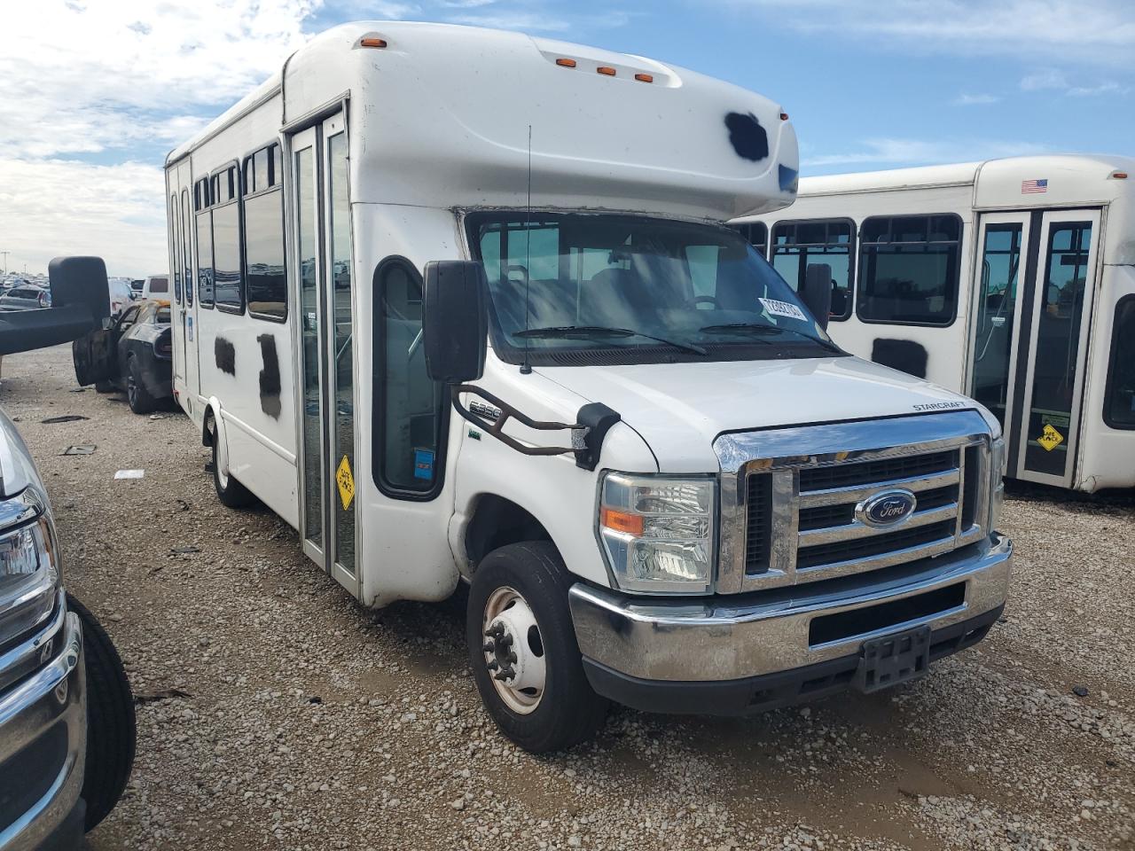 ford econoline 2016 1fdee3fl9gdc30886