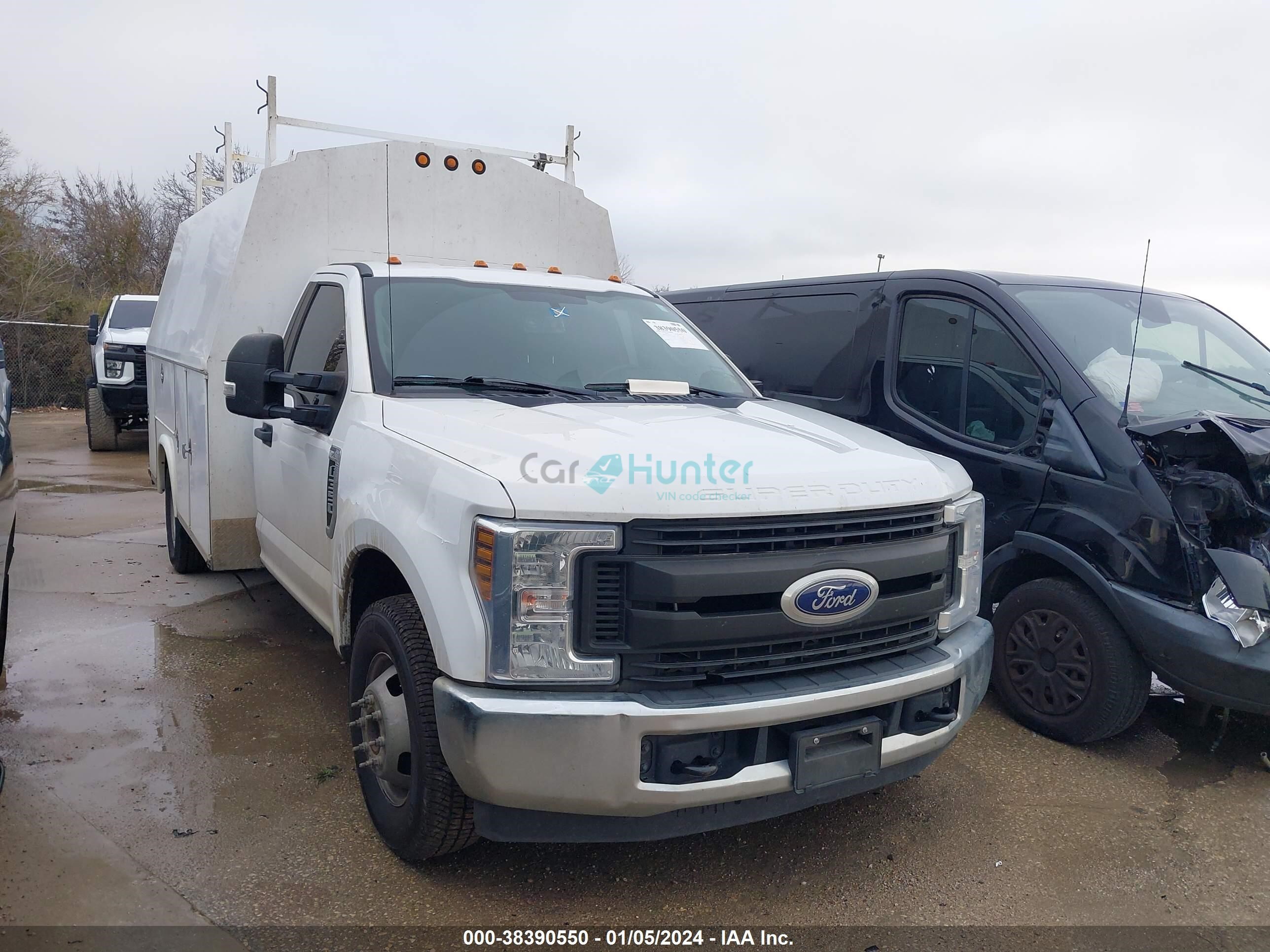 ford  2019 1fdrf3g63kee90744
