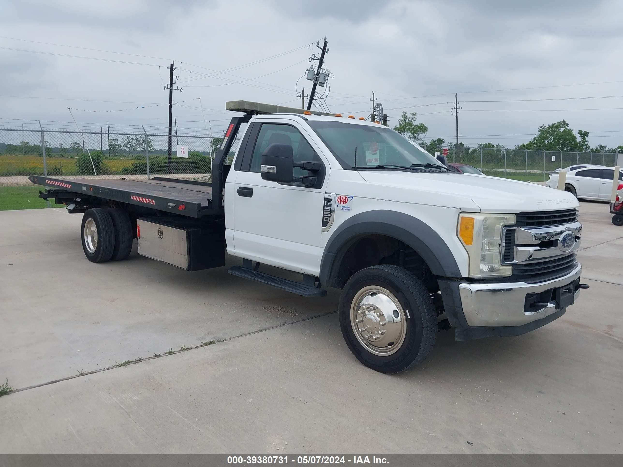 ford  2017 1fduf5gy4hed35491