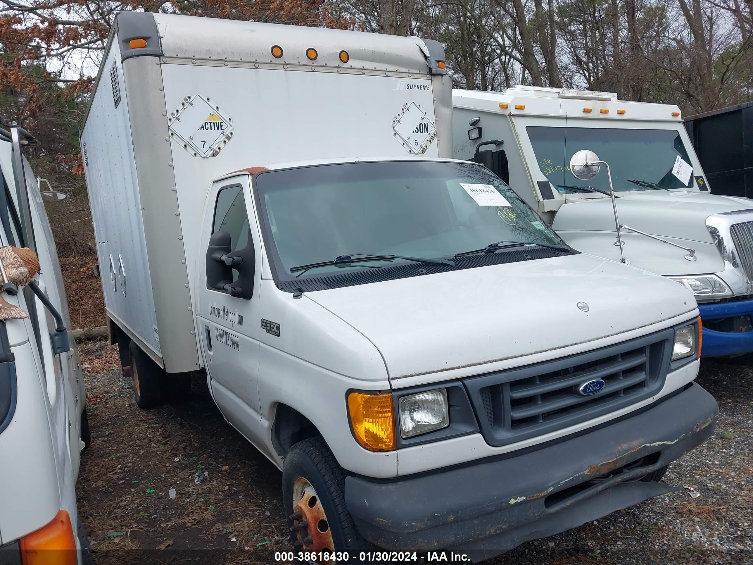 ford econoline 2003 1fdwe35f43hb48938