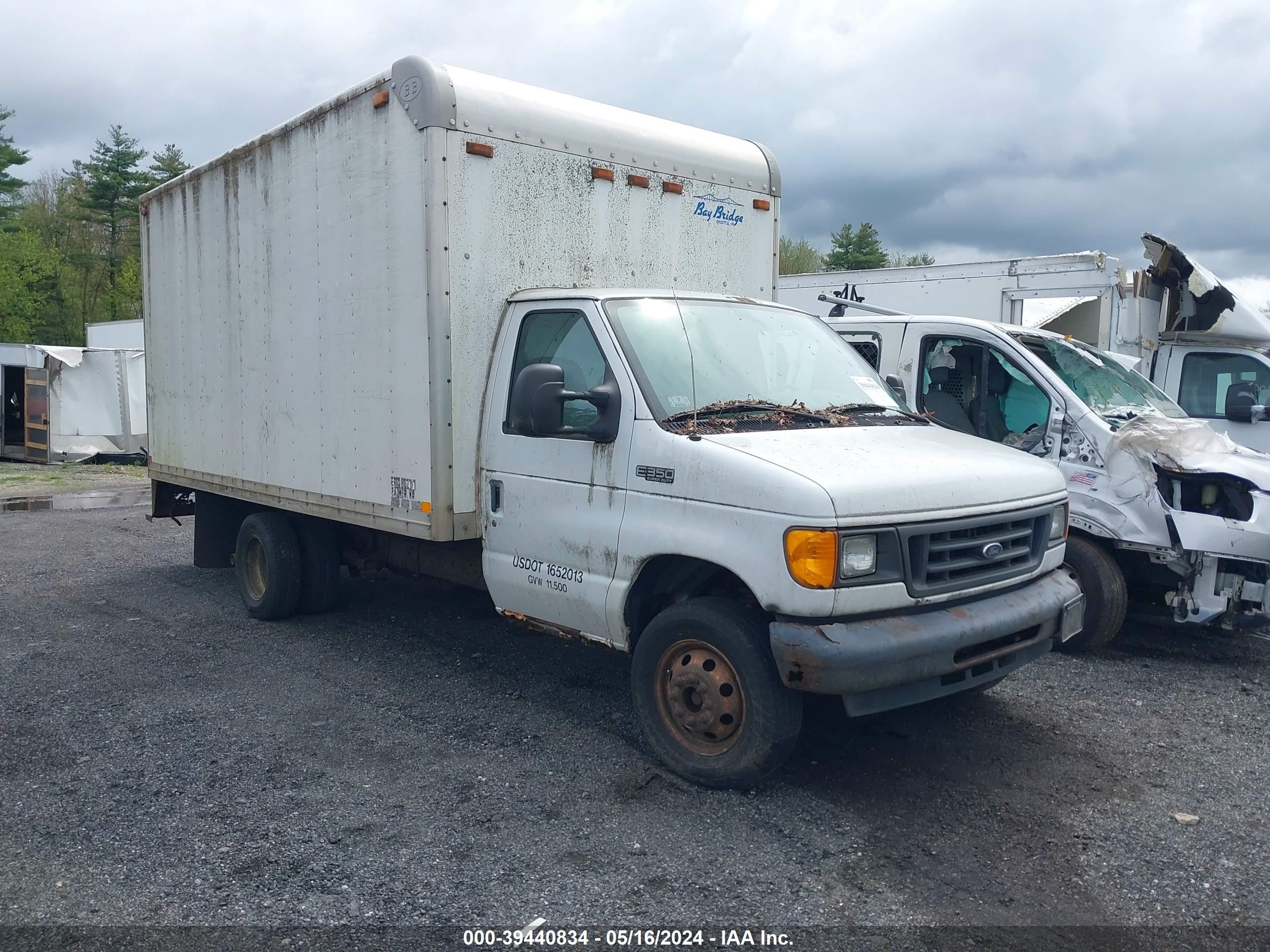 ford  2005 1fdwe35l45hb24017