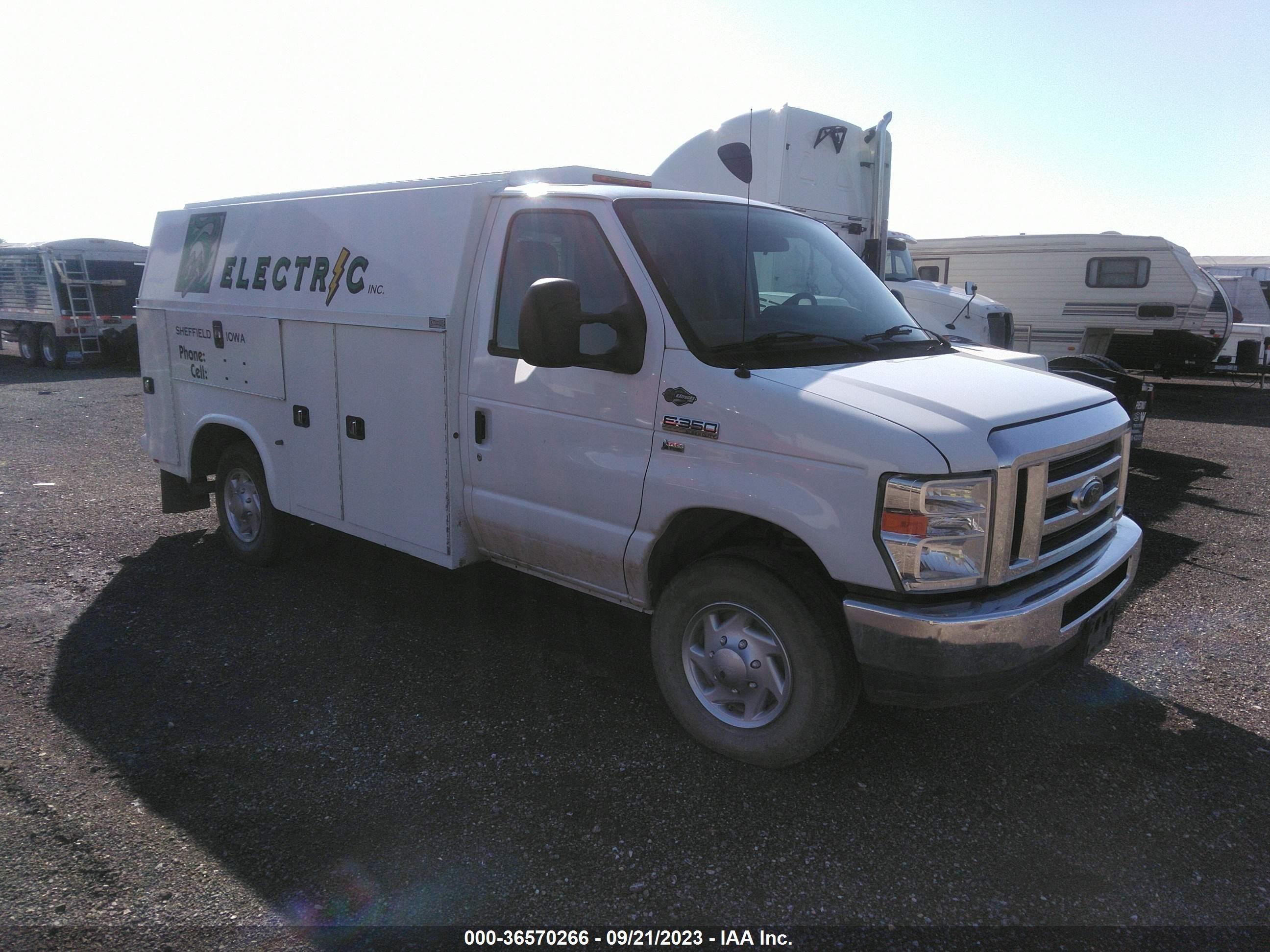 ford econoline 2016 1fdwe3fl5gdc42067