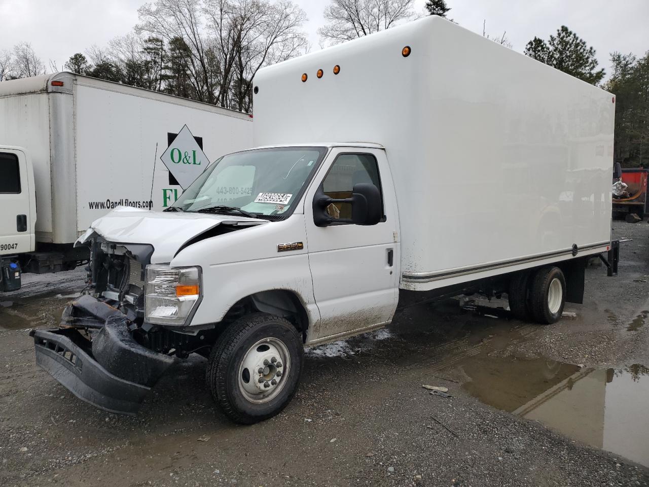 ford econoline 2024 1fdwe3fn1rdd25015