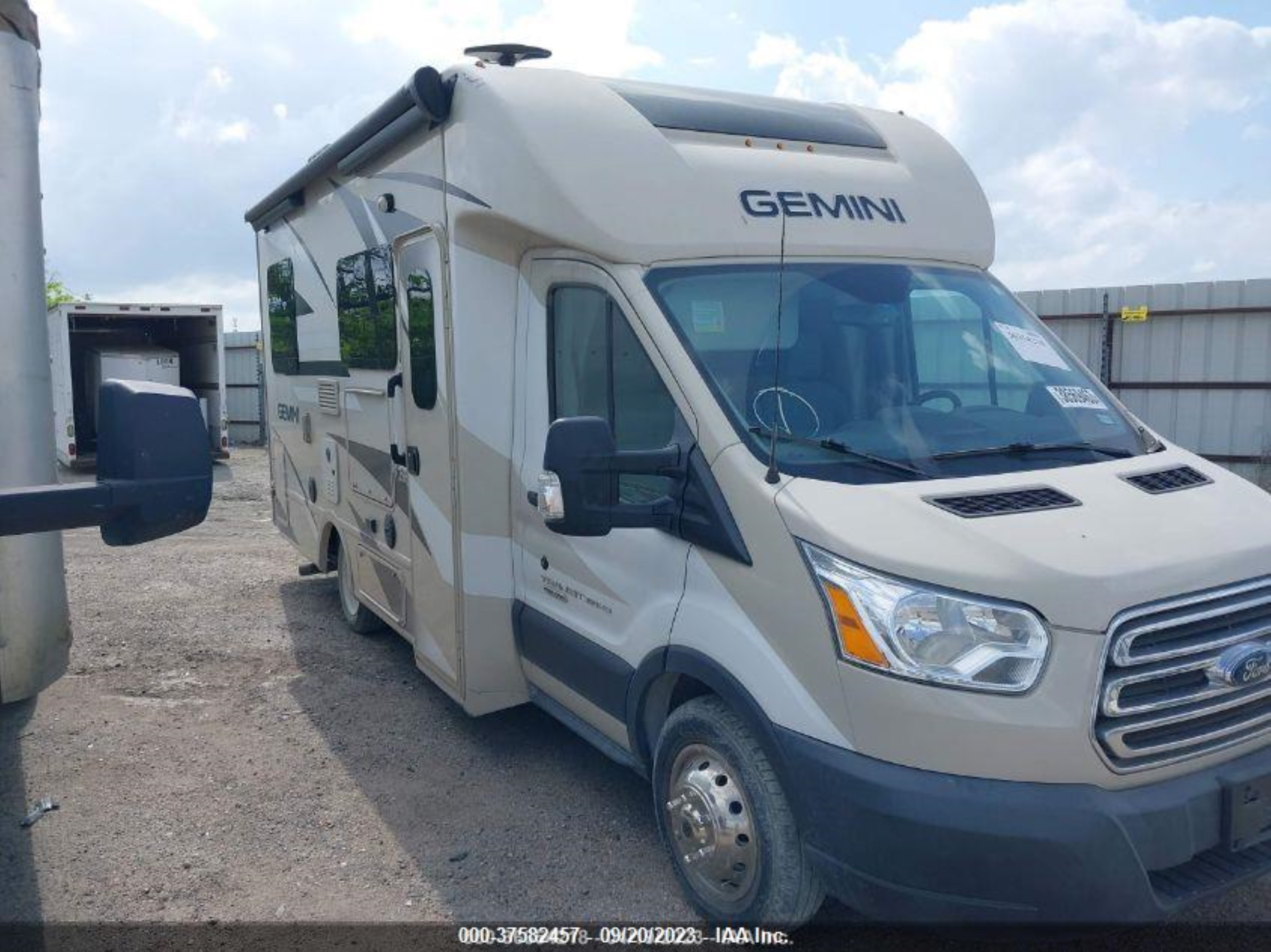 ford  2016 1fdws8pv7gkb34034