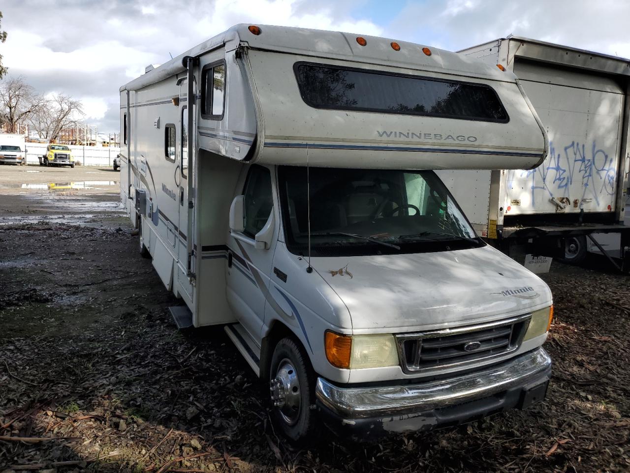 ford econoline 2004 1fdxe45s94ha48083