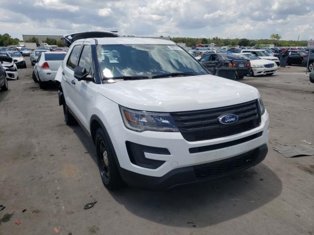 ford explorer p 2017 1fm5k8ar2hgd60333