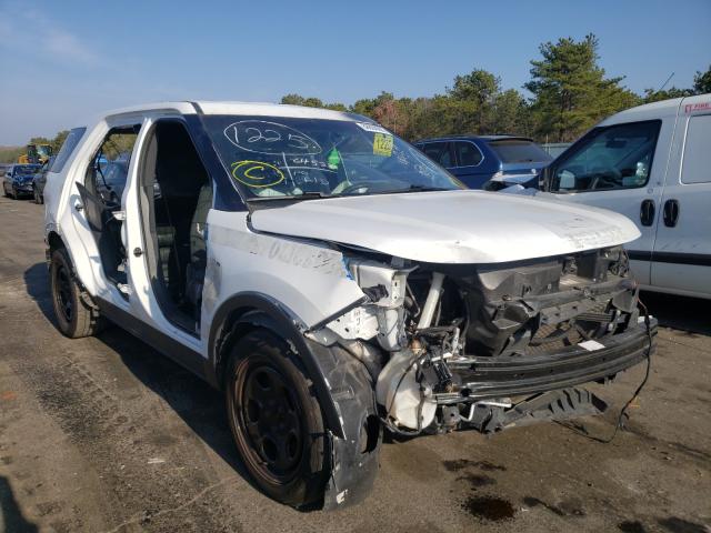 ford explorer p 2018 1fm5k8ar4jga37083