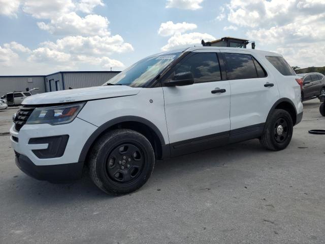 ford explorer p 2017 1fm5k8ar8hgd60322