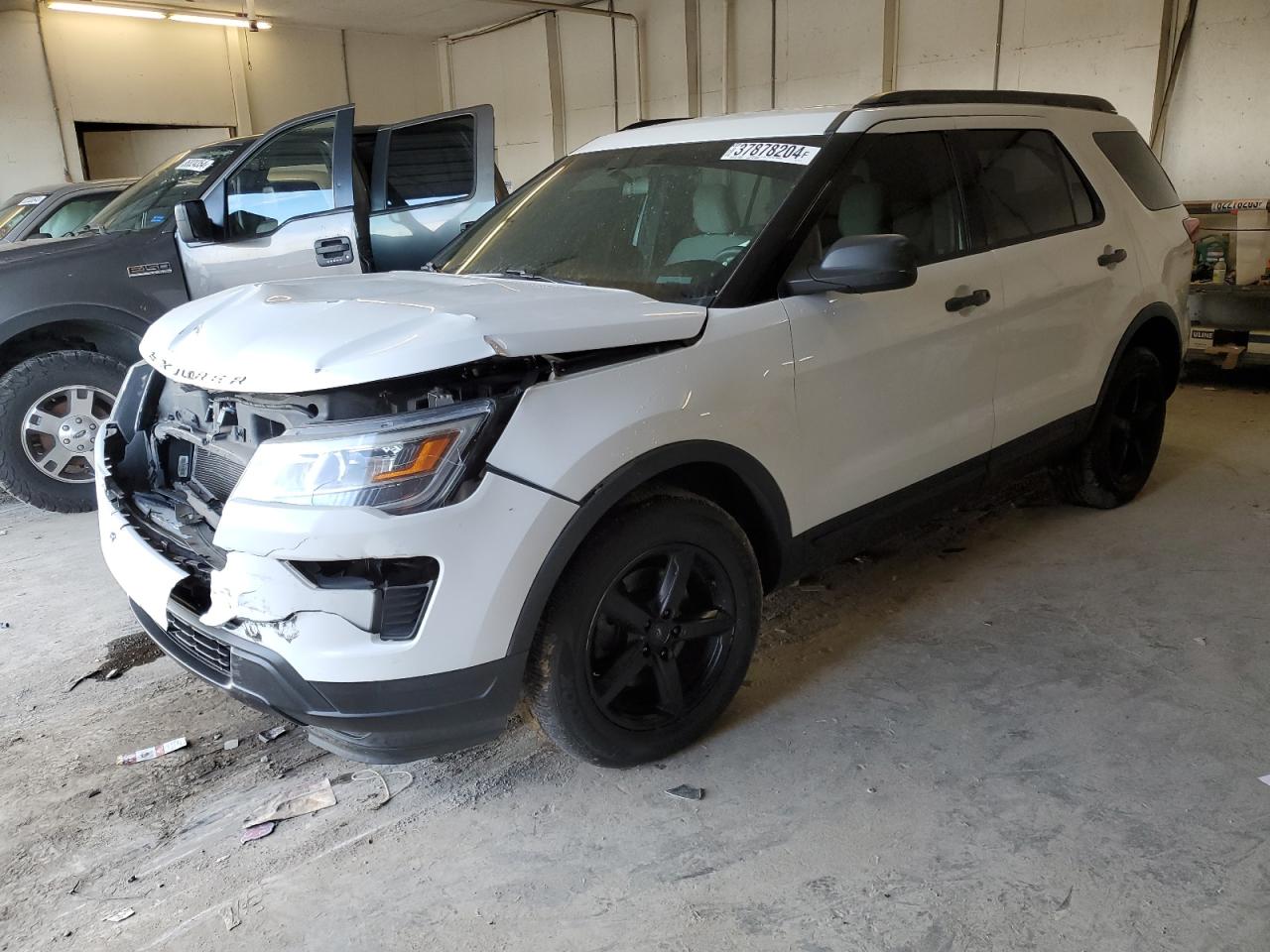 ford explorer 2018 1fm5k8b85jgb47971