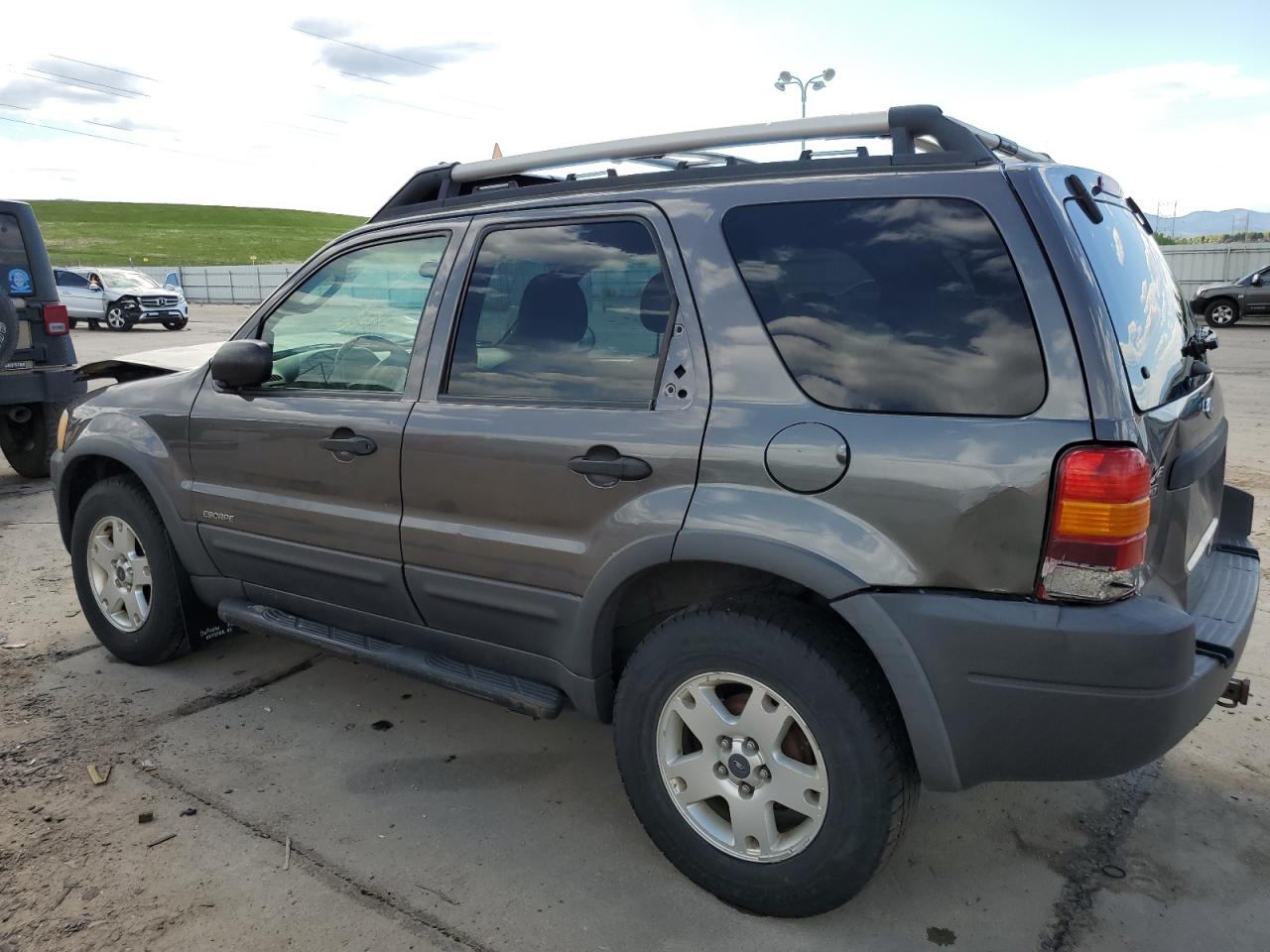 ford escape 2002 1fmcu04192kc83831